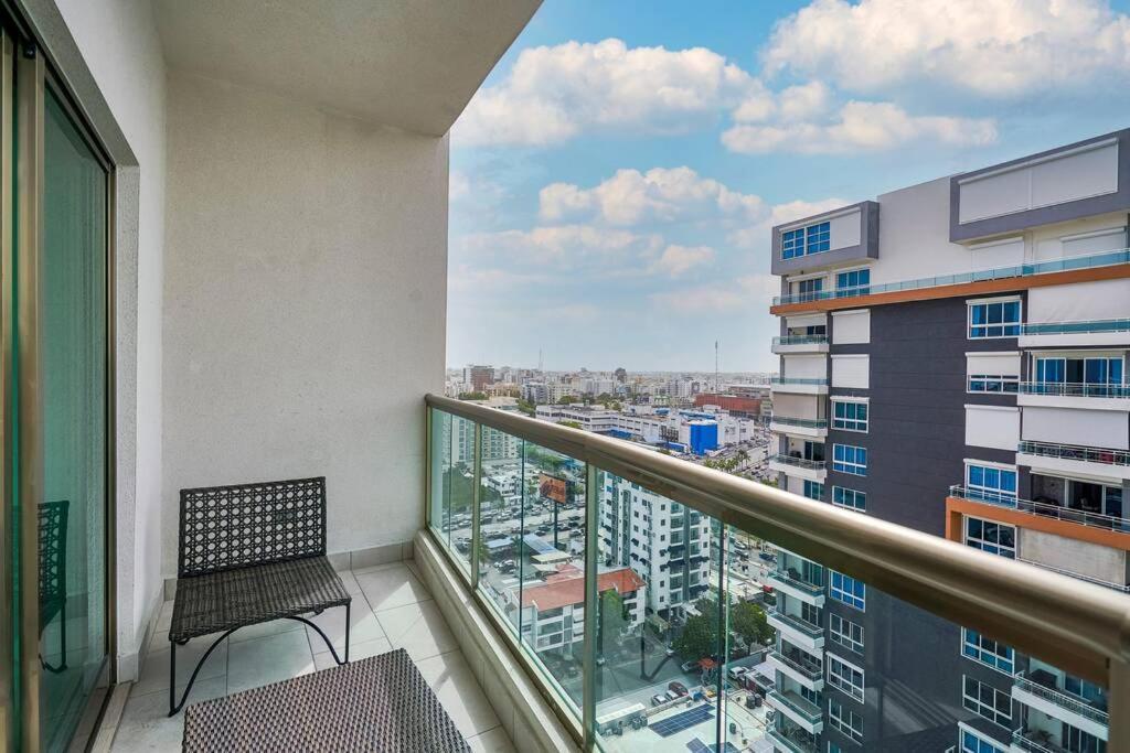 Escape Apartments, Balcony, Pool, Gym & Spa In La Julia Santo Domingo Exterior photo