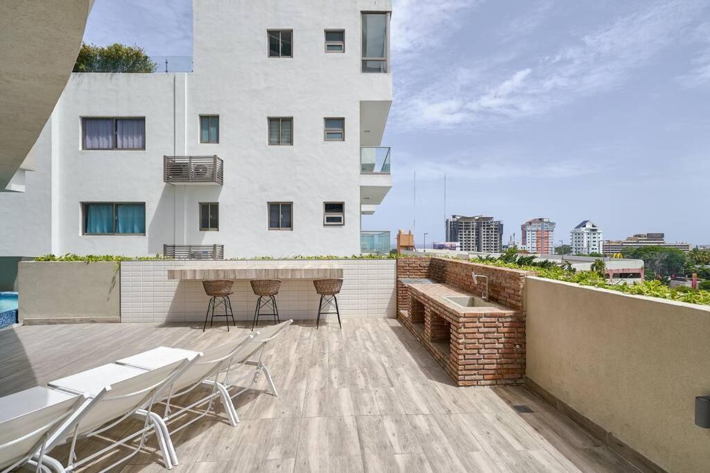 Escape Apartments, Balcony, Pool, Gym & Spa In La Julia Santo Domingo Exterior photo