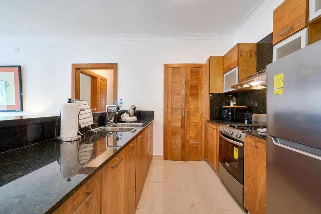 Escape Apartments, Balcony, Pool, Gym & Spa In La Julia Santo Domingo Exterior photo