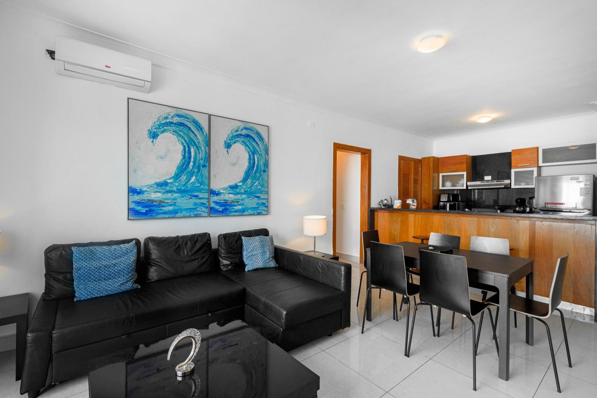 Escape Apartments, Balcony, Pool, Gym & Spa In La Julia Santo Domingo Exterior photo